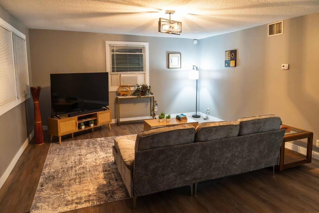 Cozy 3Br Haven Villa Hillsdale Exterior photo